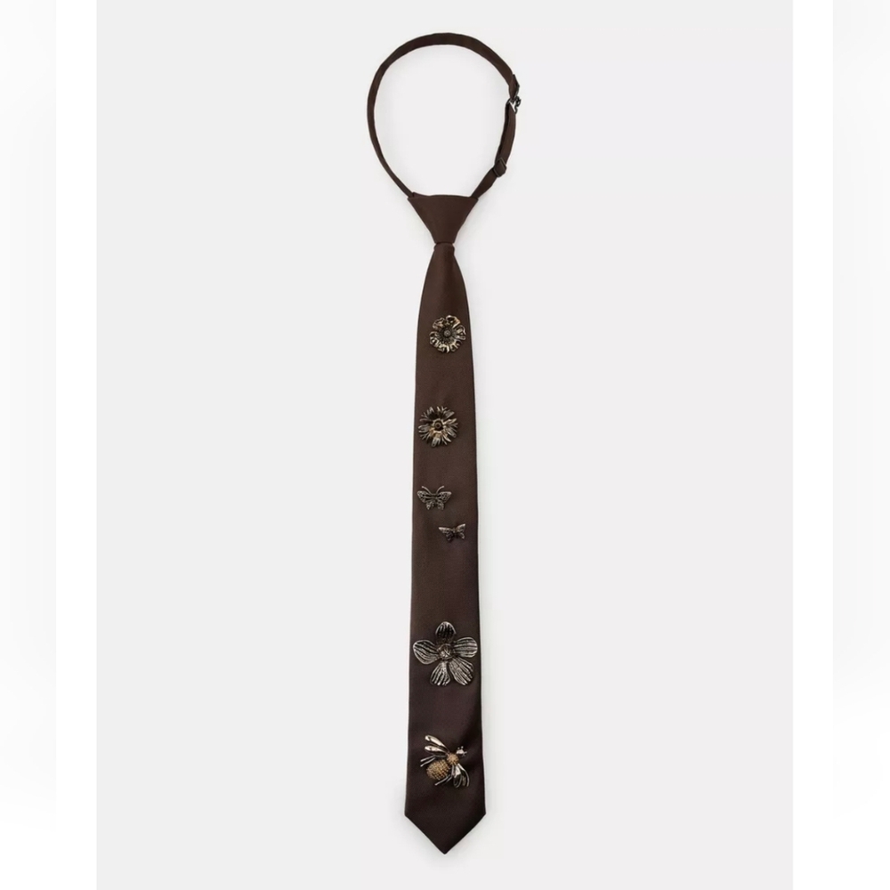 ZARA PLAIN TIE BUTTERFLY FLOWER BROOCHES